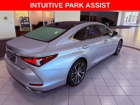 Certified 2024 Lexus ES 350 w/ Premium Package image 8