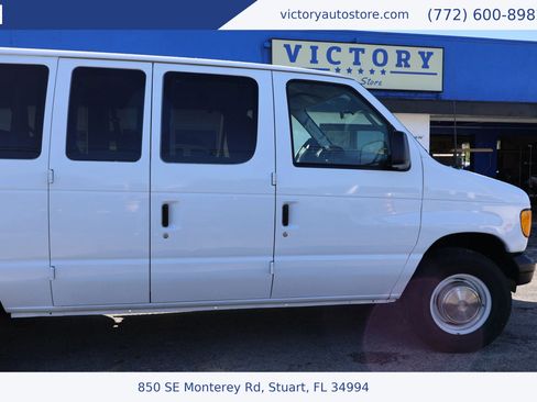 Used 2003 Ford E-350 and Econoline 350 XL image 9