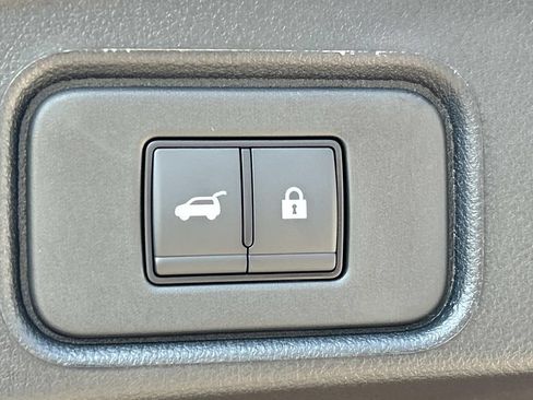 New 2026 Nissan Pathfinder SV w/ Lighting Package FWD image 14