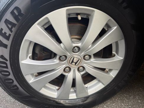 Used 2014 Honda Odyssey EX image 27