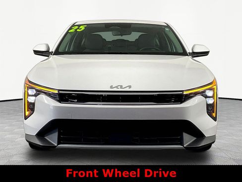 Used 2025 Kia K4 EX FWD image 2