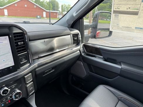 New 2025 Ford F350 Lariat w/ Lariat Ultimate Package image 21