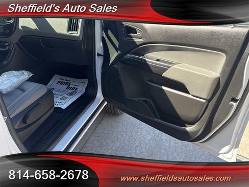 Used 2020 Chevrolet Colorado W/T w/ WT Convenience Package AWD/4WD image 40