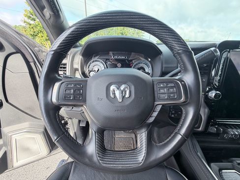 Used 2020 RAM 2500 Limited AWD/4WD image 14