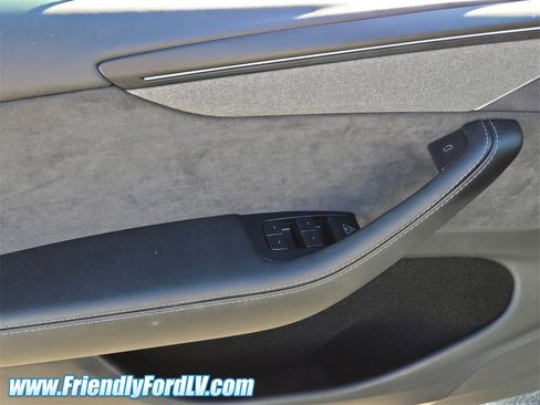 Used 2026 Tesla Model Y Long Range image 17