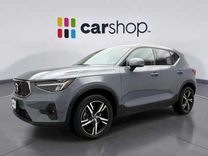 Used 2023 Volvo XC40 B5 Plus
