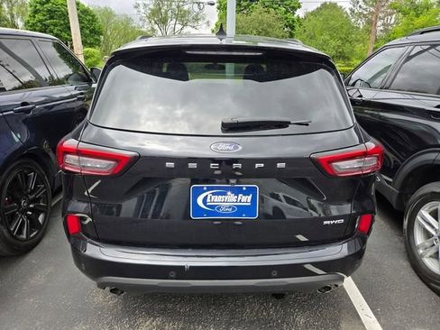 Used 2024 Ford Escape ST-Line w/ Tech Pack #1 AWD/4WD image 6