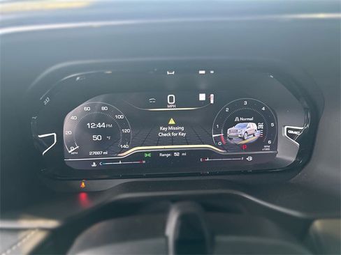 Used 2023 GMC Yukon XL Denali Ultimate image 16