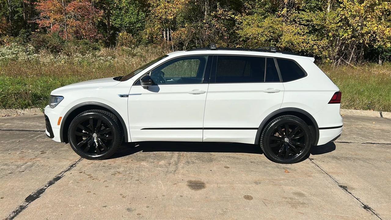 Used 2021 Volkswagen Tiguan SE R-Line AWD/4WD image 13