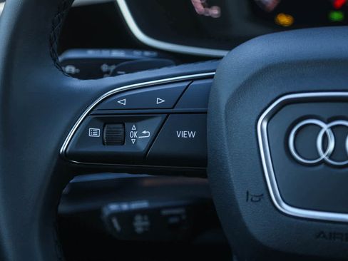 New 2025 Audi Q3 2.0T Premium image 23