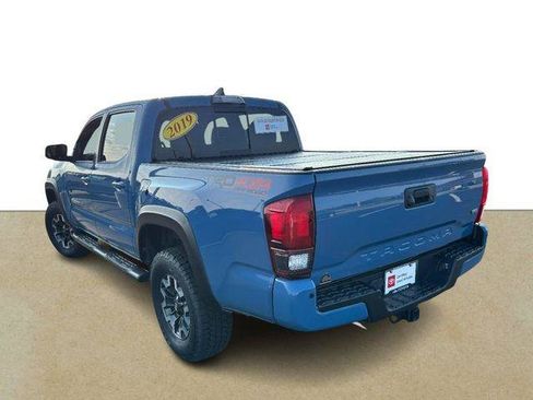 Certified 2019 Toyota Tacoma TRD Off-Road AWD/4WD image 6