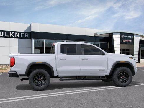 New 2026 GMC Canyon Elevation w/ Convenience Package image 5