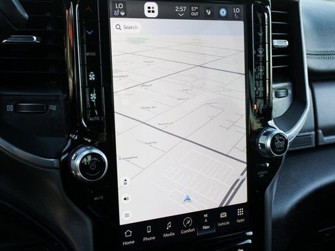 Used 2024 RAM 3500 Laramie w/ Night Edition image 29