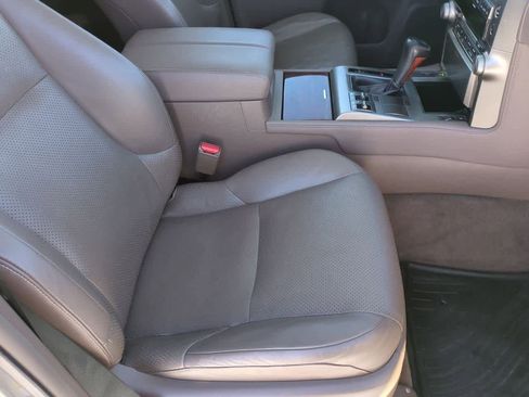 Used 2012 Lexus GX 460 image 16