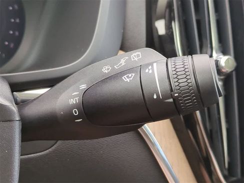 Used 2026 Volvo XC60 B5 Plus w/ Protection Package Premier image 26