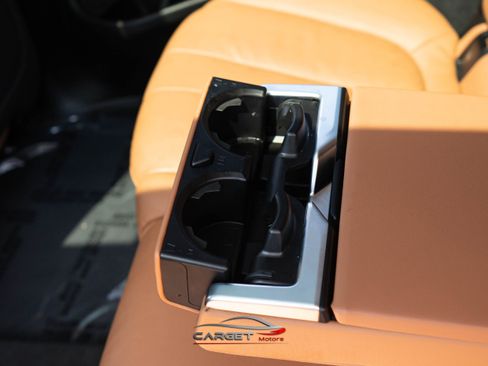 Used 2019 BMW X7 xDrive40i w/ Cold Weather Package image 23