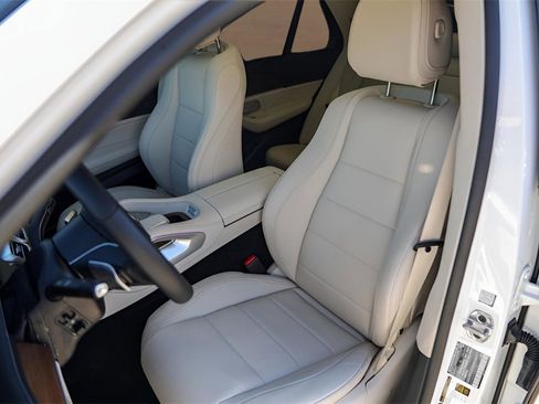 Used 2025 Mercedes-Benz GLE 350 4MATIC image 7