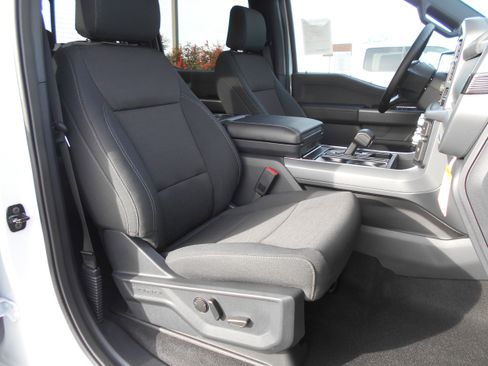 New 2025 Ford F150 XLT w/ Equipment Group 302A MID image 11