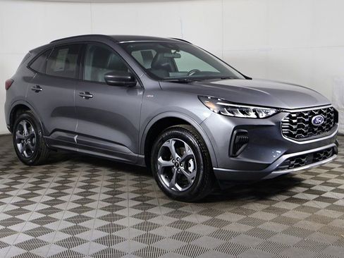 Used 2024 Ford Escape ST-Line w/ Tech Pack #1 image 2