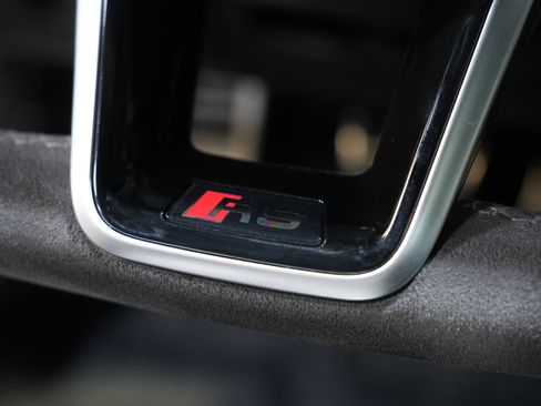 Used 2021 Audi RS 6 AVANT WAGON 4D image 47