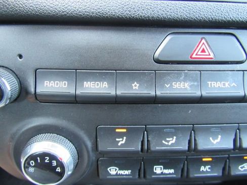 Used 2021 Kia Sportage S image 44