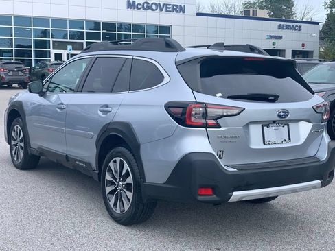 Used 2024 Subaru Outback Limited AWD/4WD image 6
