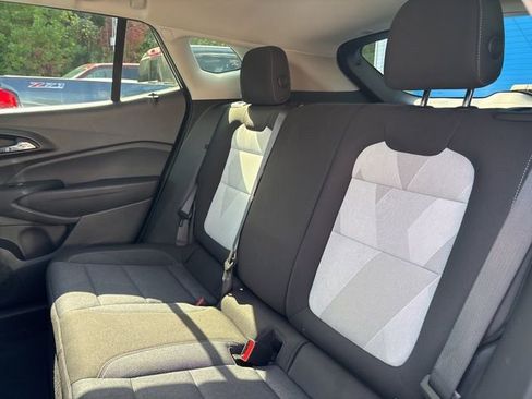 Used 2024 Chevrolet Trax LS w/ LS Convenience Package image 13