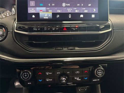 New 2026 Jeep Compass Limited image 3