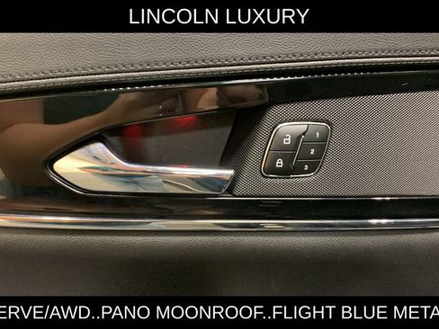 Used 2023 Lincoln Nautilus Reserve AWD/4WD image 29