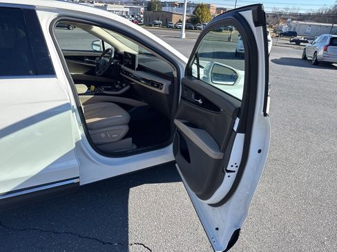 Certified 2021 Lincoln Nautilus Reserve w/ Class II Trailer Tow Package image 24