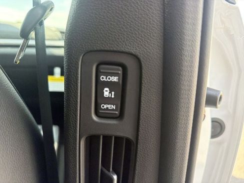 New 2026 Honda Odyssey EX-L image 18