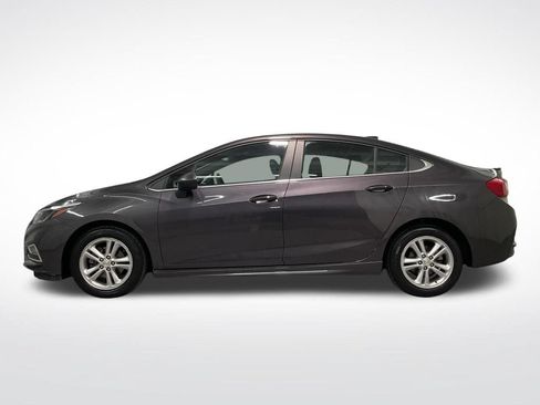 Used 2017 Chevrolet Cruze LT w/ Sun And Sound Package FWD image 28