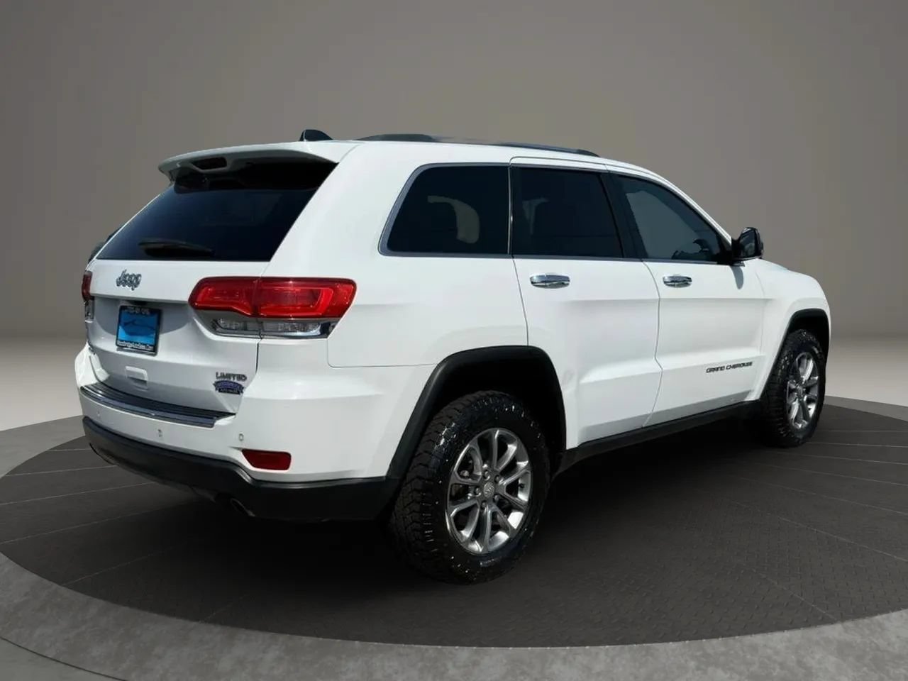 Used 2014 Jeep Grand Cherokee Limited AWD/4WD image 4