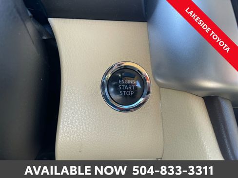 Used 2017 Toyota Highlander Limited image 36