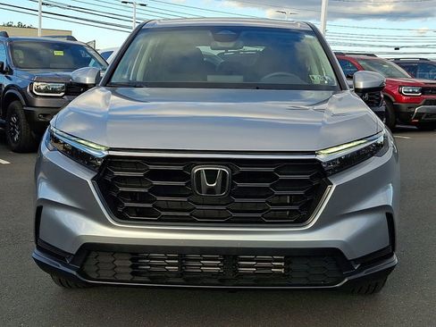 Certified 2025 Honda CR-V LX image 2