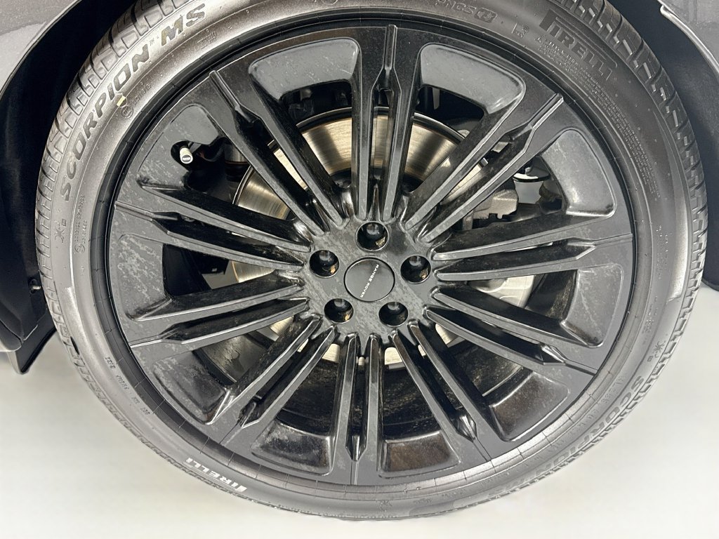 New 2026 Land Rover Range Rover SE AWD/4WD image 30