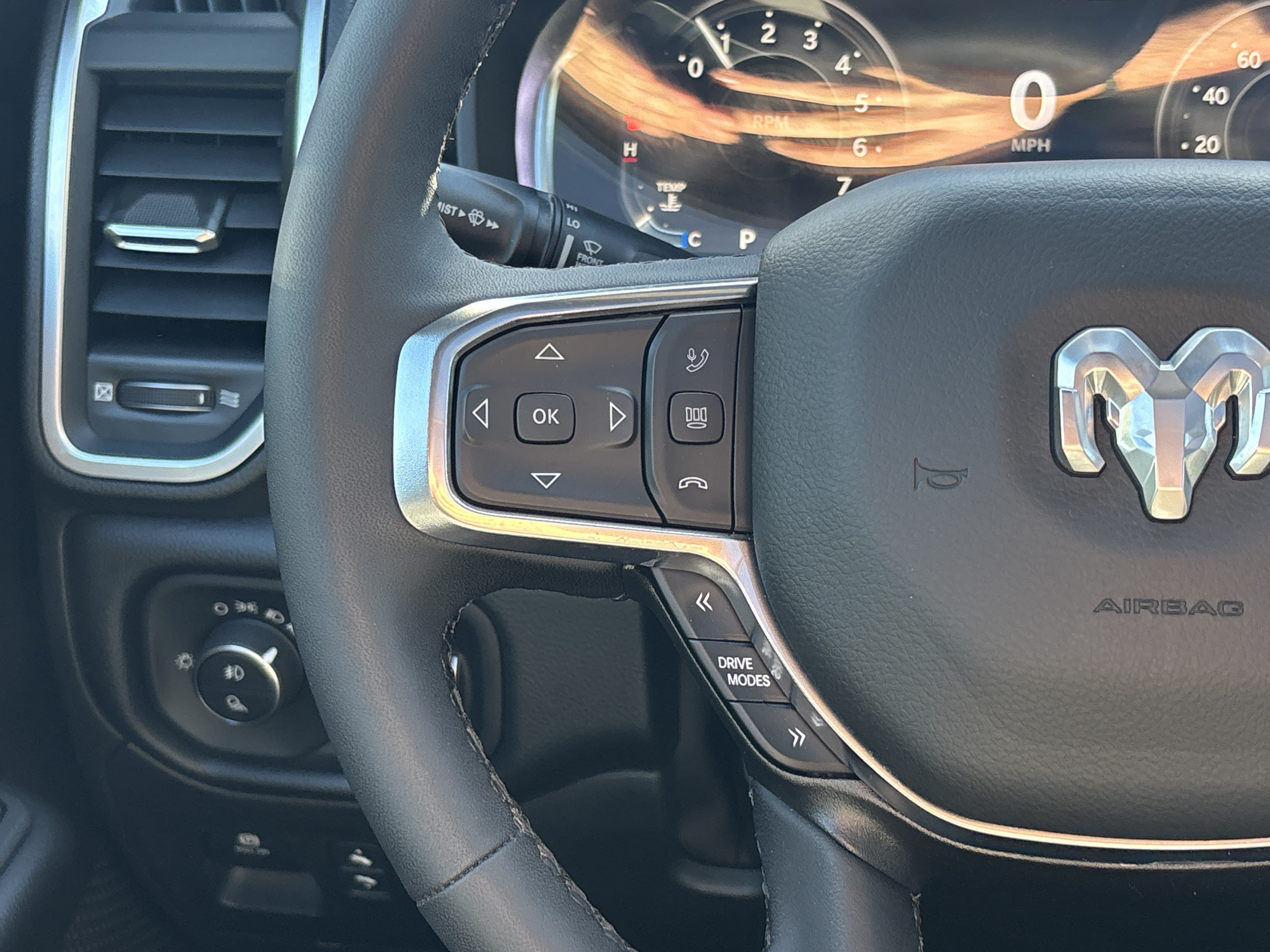 Used 2025 RAM 1500 Big Horn AWD/4WD image 19