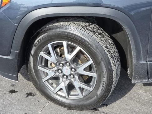 Used 2020 GMC Acadia SLE w/ Driver Convenience Package image 23