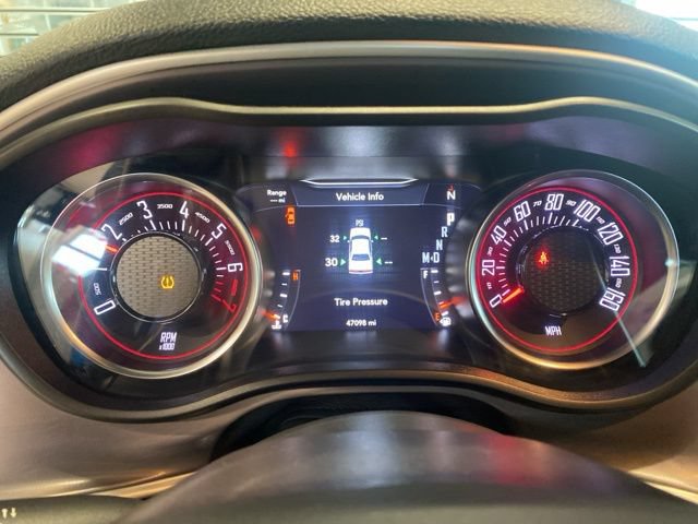 Used 2022 Dodge Challenger SXT RWD image 15
