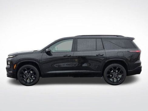 Used 2024 Chevrolet Traverse RS w/ LPO, Floor Liner Package AWD/4WD image 8