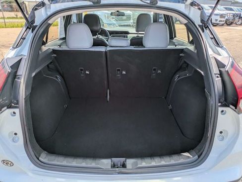 Used 2021 Nissan Kicks SR w/ SR Premium Package FWD image 13