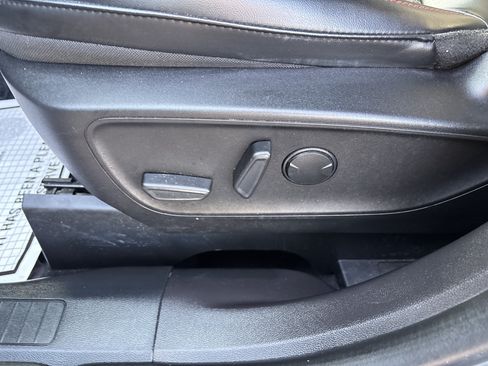 Used 2023 Ford Escape ST-Line w/ Tech Pack #1 FWD image 13