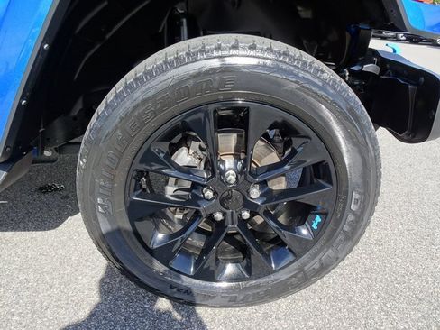 Used 2022 Jeep Wrangler Unlimited Sahara w/ Cold Weather Group image 33