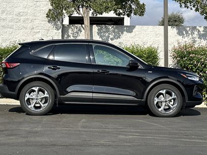 New 2025 Ford Escape ST-Line w/ Equipment Group 301A