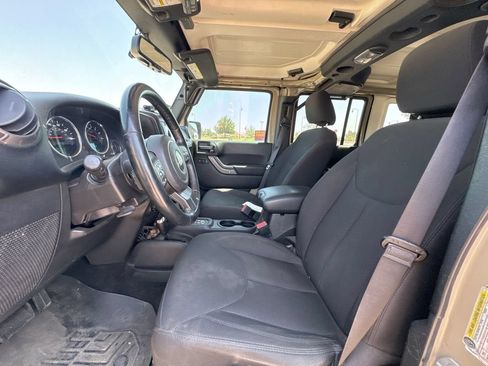 Used 2017 Jeep Wrangler Unlimited Sport w/ Quick Order Package 24S AWD/4WD image 11