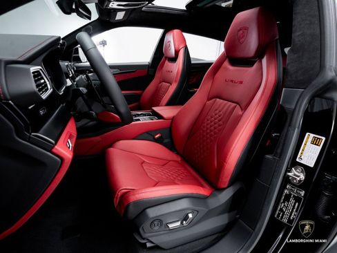 Used 2024 Lamborghini Urus S image 29