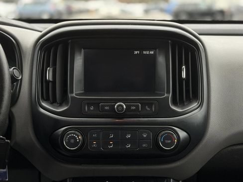 Used 2018 Chevrolet Colorado W/T w/ WT Convenience Package image 17