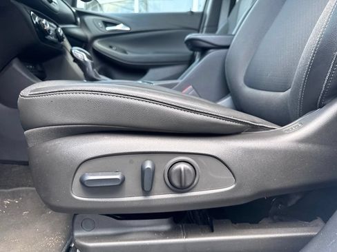 Used 2023 Buick Encore GX Preferred w/ Cold Weather Comfort Package FWD image 15