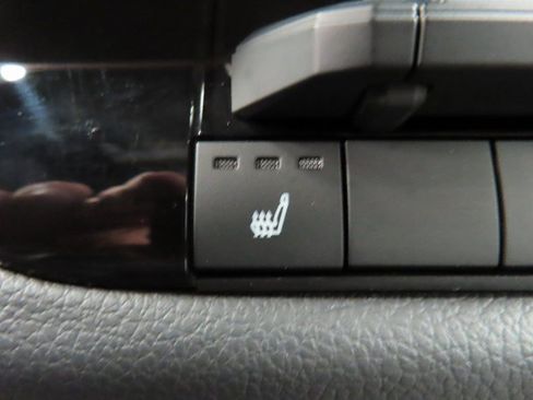 Used 2025 Toyota Sequoia SR5 image 59