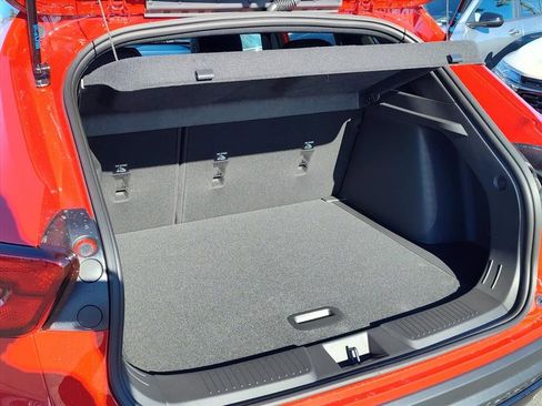 New 2026 Chevrolet Trax RS w/ Driver Confidence Package image 8